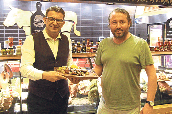 Etin İzmir’deki lezzeti: ‘Ethçi Steak House By Kasap Ali