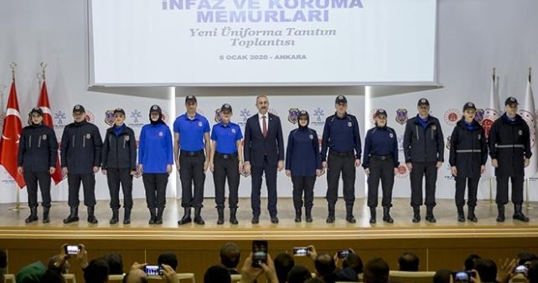 İnfaz ve koruma memurlarının yeni üniformaları tanıtıldı