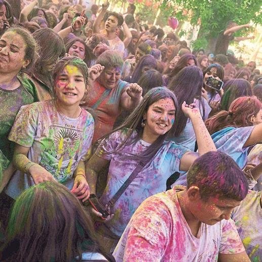 Gençler 19 Mayıs’ta konserlerle coştu