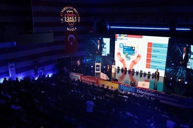 chpli-mugla-belediyesinde-veri-skandali-300-bin-kisinin-bilgisi-riskte-1779085149728.jpeg
