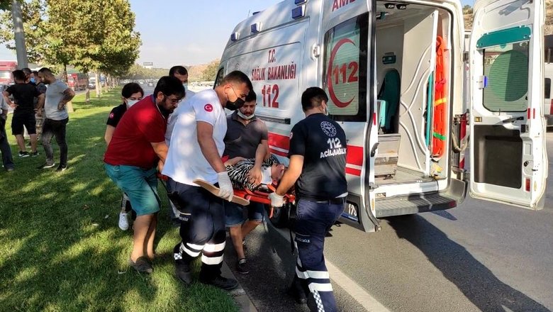 Denizli’de işçi midibüsünün de aralarında bulunduğu zincirleme trafik kazası: 20 yaralı