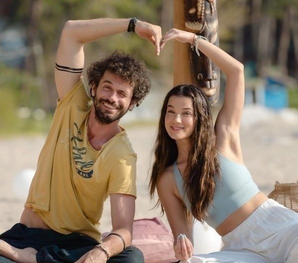 O detay ele verdi! Pınar Deniz ve Yiğit Kirazcı ayrıldı