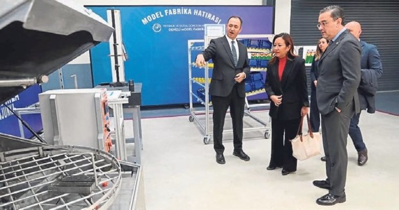‘Denizli Model Fabrika’ hizmete girdi