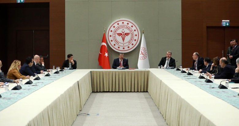 Bilim Kurulu üyelerinden vatandaşlara uyarı: Cuma akşamı sokağa çıkan herkes...