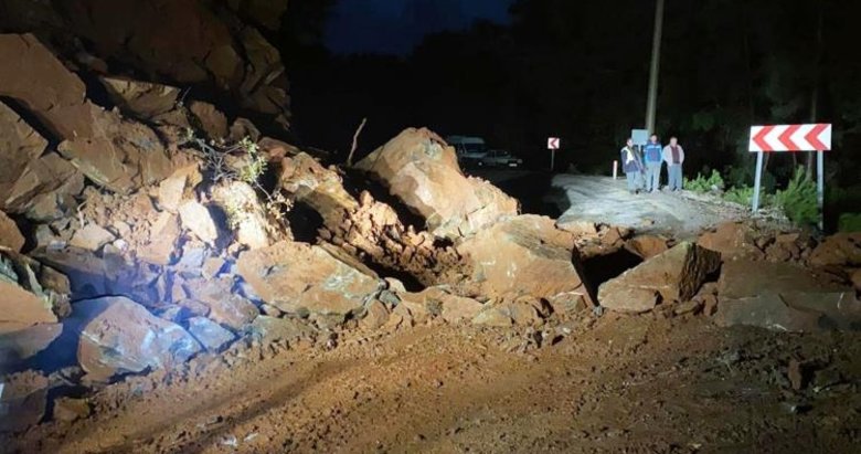 Muğla’da yoğun yağış heyelana neden oldu