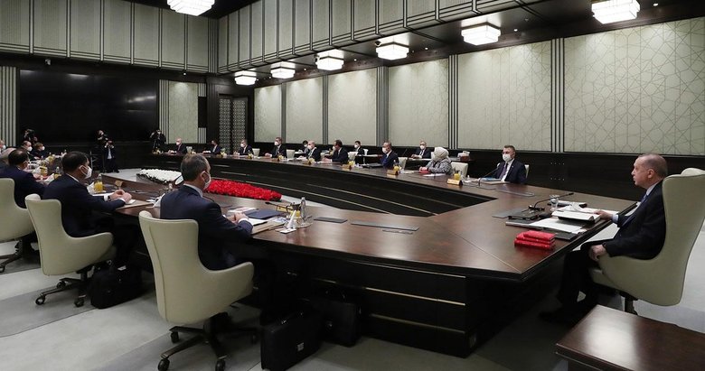 Gözler Kabine Toplantısı’nda! Kafe ve restoranlar açılacak mı? Kısıtlamalar kalkacak mı?