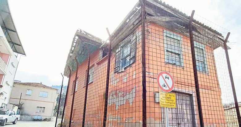 Döneminin ünlü hahamı Palaçi bu evde yaşadı