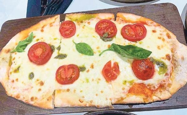 eglence-ve-lezzet-bir-arada-1709307265903.jpeg