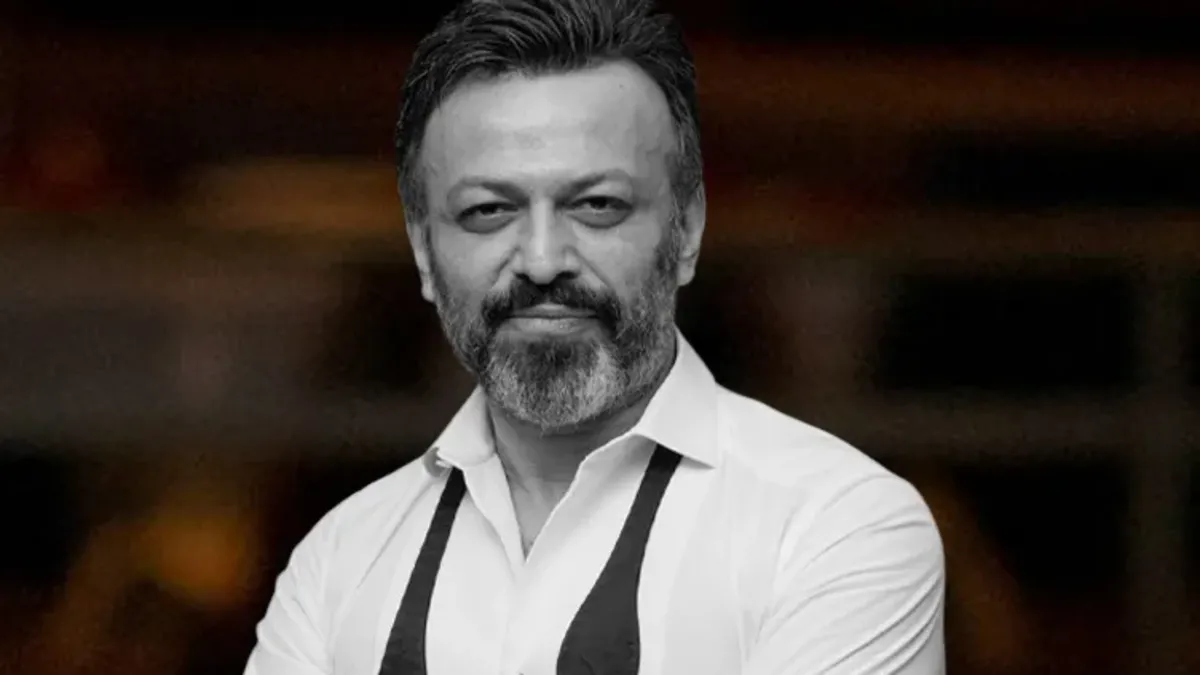 Sanat dünyası Serhat Kılıç’ın anma törenine akın etti! Sevenleri gözyaşlarına boğuldu…