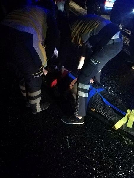 TIR’ı arızalanan tanıdığına yardım etmek isteyen genç canından oldu