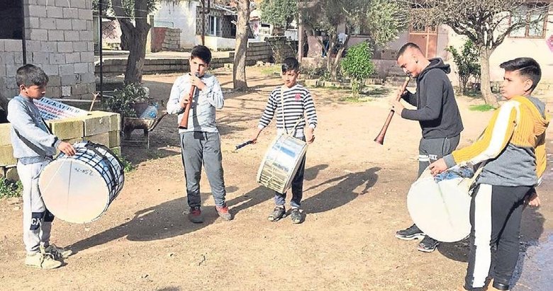 Çalgıcı köyün zurnacıları