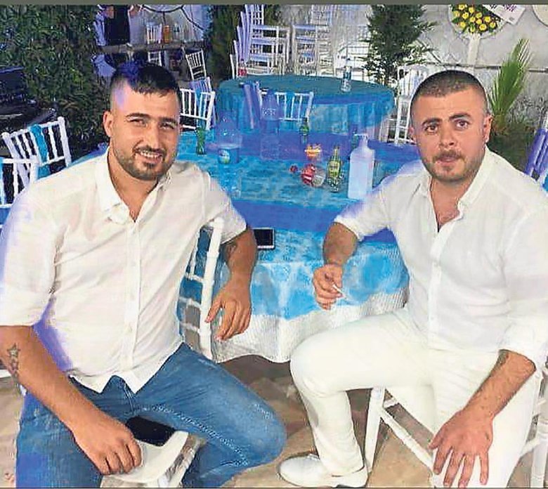Alacak çatışmasında iki arkadaş can verdi