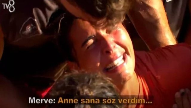 Survivor’a veda eden Merve Aydın oğluna kavuştu
