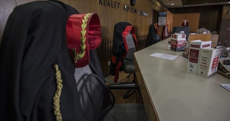 Bakan Gül müjdeyi verdi: 1200 hakim ve savcı alınacak