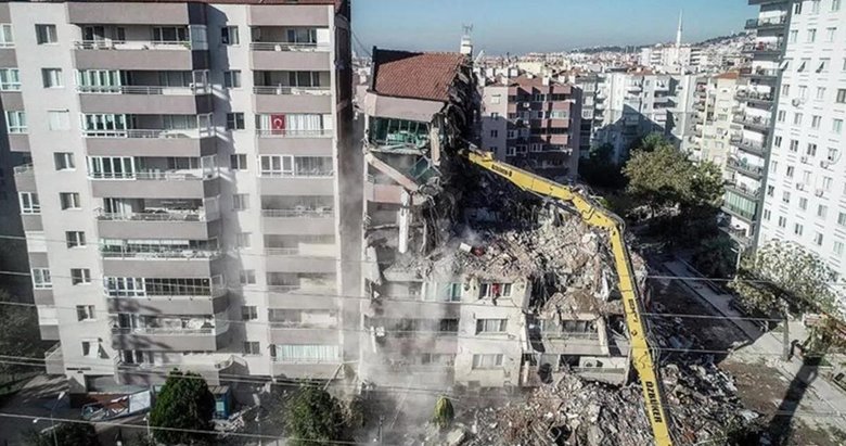 İzmir’deki depremde 11 kişiye mezar olmuştu! Yılmaz Erbek Apartmanı davasında karar