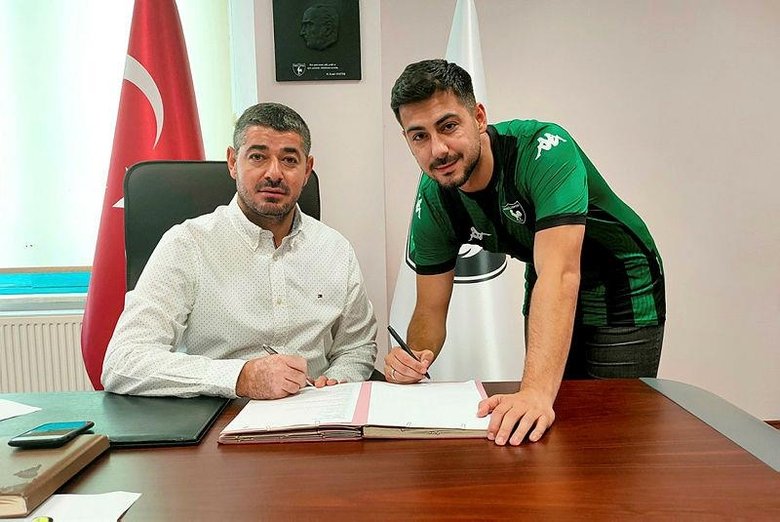 Denizlispor’da imzalar peş peşe atıldı