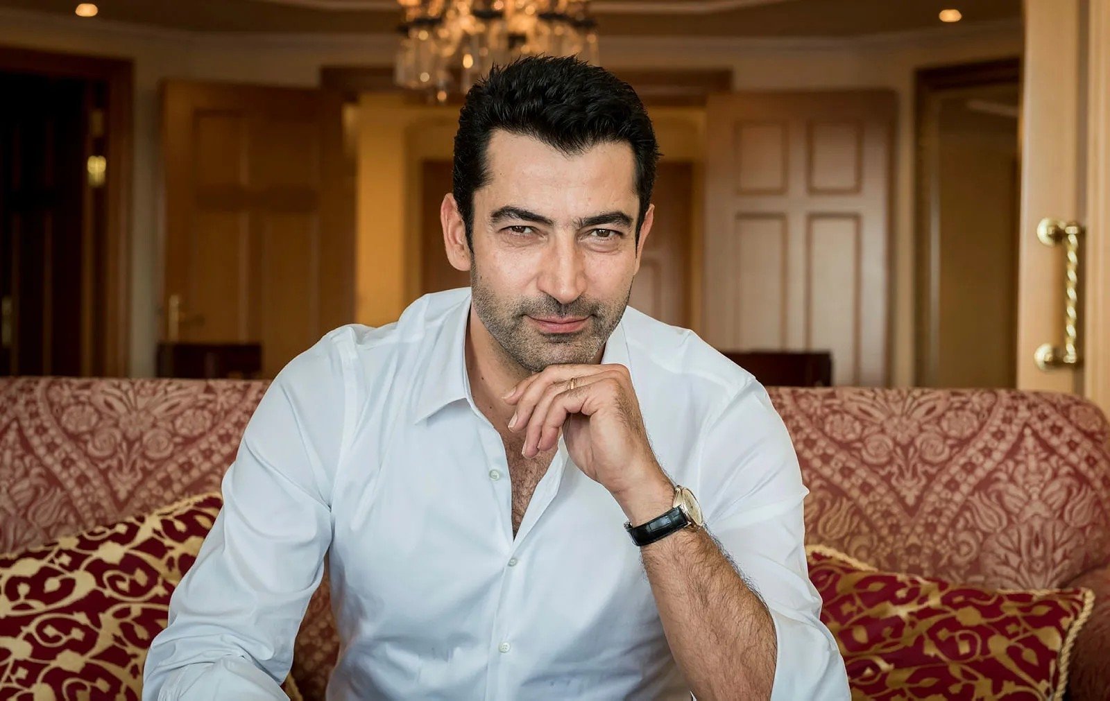 Bir öğretmenin gururu: Kenan İmirzalıoğlu