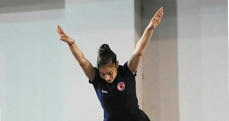 İzmirli milli cimnastikçi Sıla Karakuş: En büyük destekçim ailem