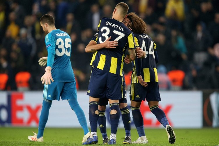 Spor yazarları Fenerbahçe - Zenit maçını nasıl yorumladı? İşte maç yorumları...