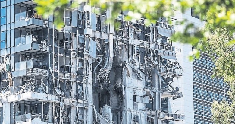 Nükleer kriz, suikastler ve büyük yüzleşme