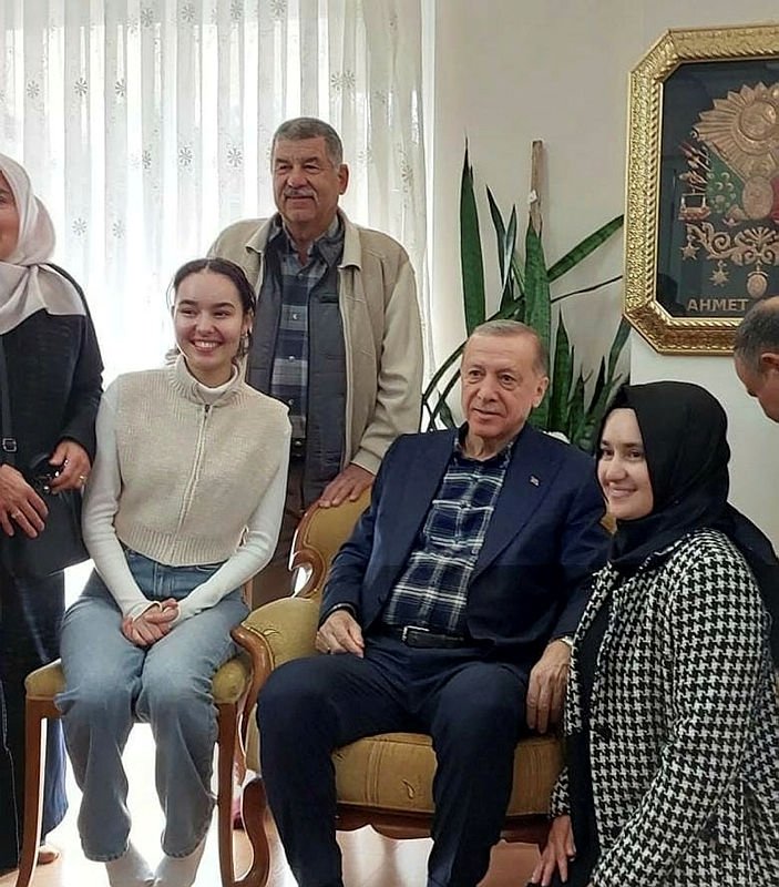 Cumhurbaşkanı Erdoğan, Muğla’da Soğancı ailesinin evine konuk oldu
