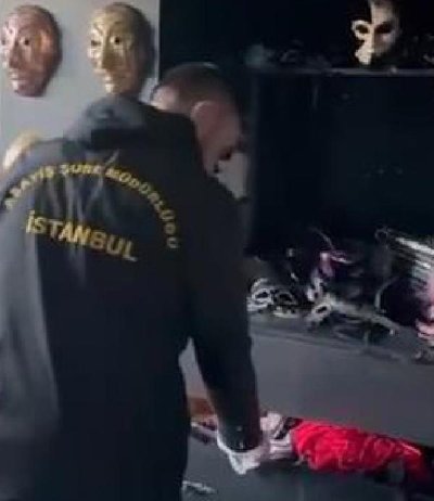 İzmir dahil 8 ilde operasyon! Müstehcen videolar paylaşan 19 kişi yakalandı