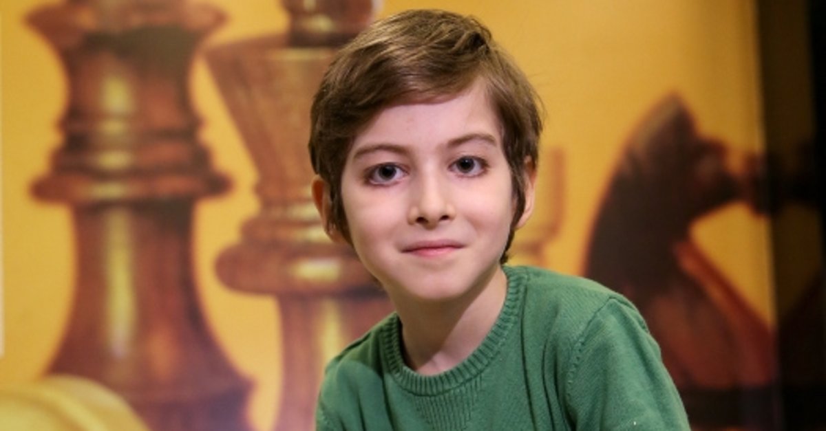 Deha Cocuk Atakan Kayalar Dan Bomba Sozler Galeri Yeni Asir