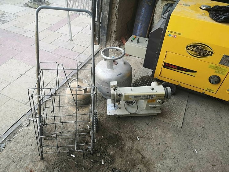 Hırsızlar sanayi kablosu ve zeytinyağıyla yakalandı