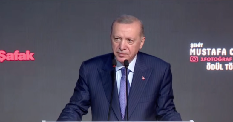 Başkan Erdoğan: FETÖ’cü hainlerin 40 yıllık planları birkaç saat içinde boşa gitti