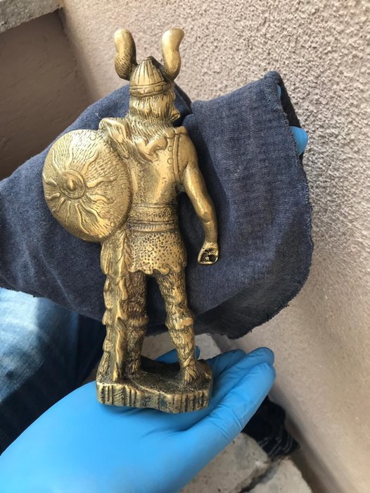 Kırşehir’de Vikinglere ait bin 200 yıllık Tanrı Odin heykeli bulundu