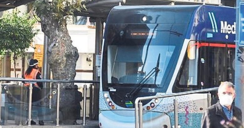 Tramvay çalışanlarına bere-atkı tutanağına DİSK’ten tepki