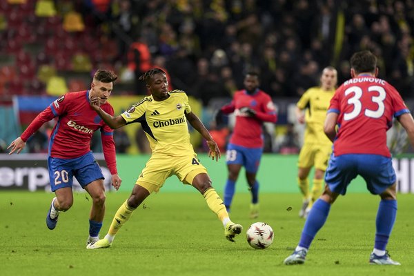 Nefes kesen maçta beraberlik | FCSB-Fenerbahçe: 1-1