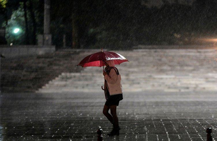 Meteoroloji’de sağanak uyarısı! İzmir’de bugün hava nasıl olacak? İşte 7 Aralık İzmir hava durumu
