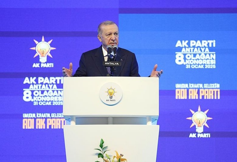 Başkan Erdoğan: Özel oturduğu koltuğun hakkını veremiyor
