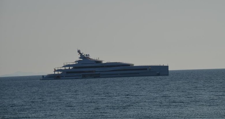 Bill Gates’in yatı Didim açıklarında demirledi