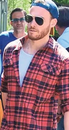 Ünlü isimler sandığa koştu