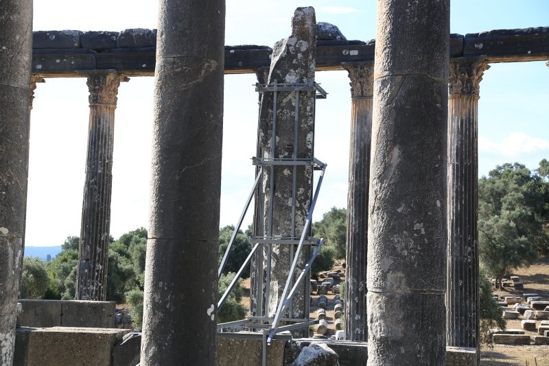 Muğla’da 2 bin 200 yıl önce yaptırılan Zeus Tapınağı eski ihtişamına kavuşuyor