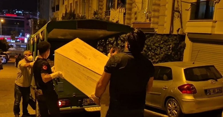 Esenyurt’ta esrarengiz olay! Dairede bulunan kadın cesedi bulundu: Günlerce orada kalmış!