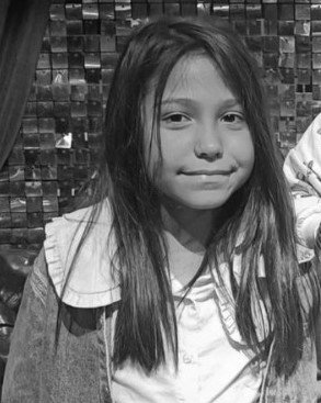 Denizli’de kahreden olay! Üzerine demir kapı düşen 8 yaşındaki Asya hayatını kaybetti