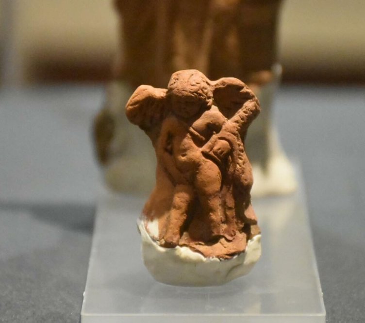 İlk kez İzmir’de görücüye çıktı! 2 bin 300 yıllık Eros figürü