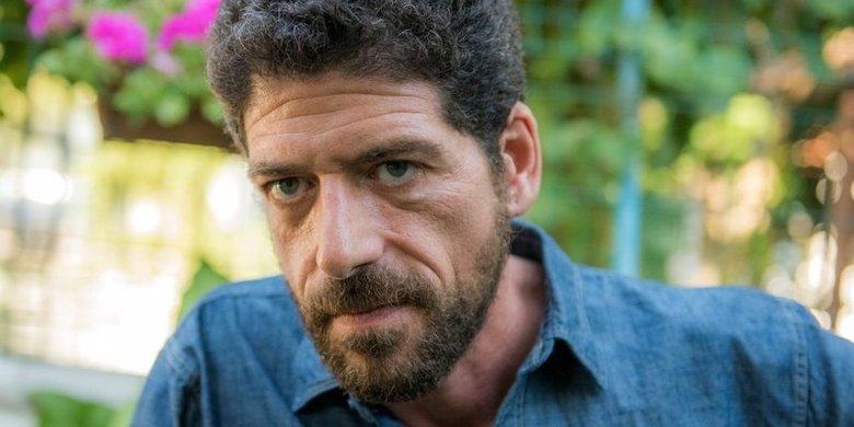 Sadakatsiz dizisine Cemal Hünal katılıyor! Sadakatsiz yeni bölüm fragmanı izle