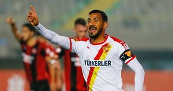 Göztepe’de ayrılan 5. isim Cameron Jerome oldu