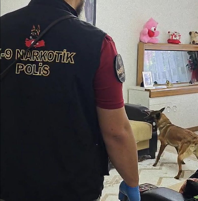 Aydın’da uyuşturucu ticareti yapan baba ve 3 oğlu tutuklandı