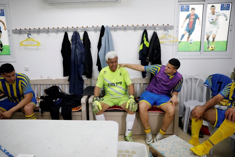 73 yaşındaki Isaak Hayik maça çıktı, Guinness Rekorlar Kitabı’na girdi