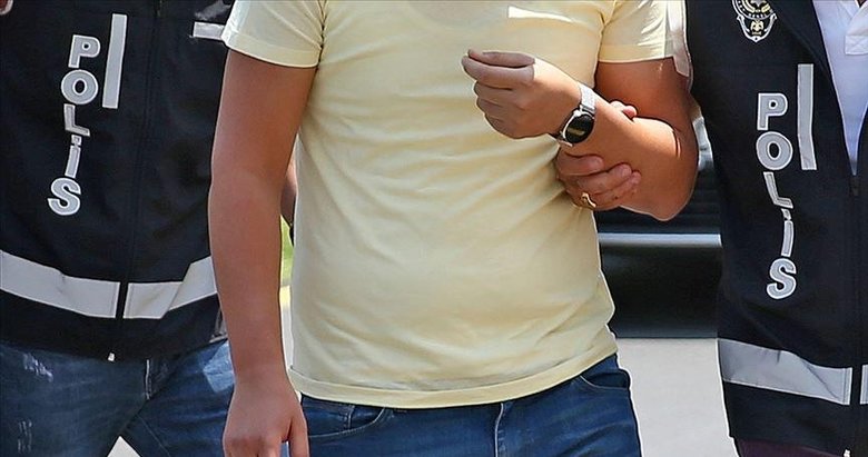 Izmir De Telefon Dolandiriciligi Operasyonu 2 Kisi Yakalandi Izmir Haberleri