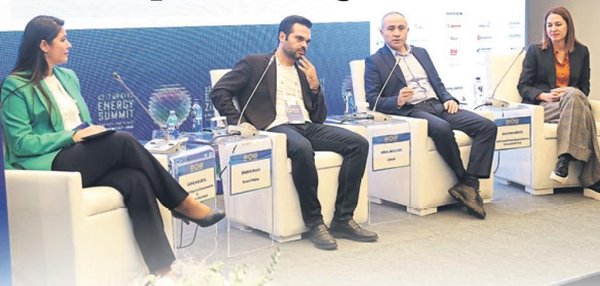 baris-icin-enerji-turkiye-enerji-zirvesi-1-1701711761255.jpeg