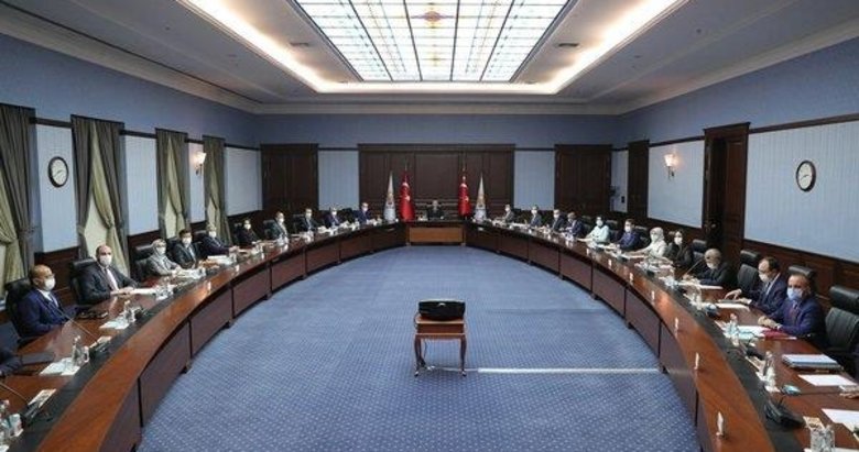 AK Parti MYK, Başkan Erdoğan liderliğinde toplandı! İşte masadaki gündem maddeleri...