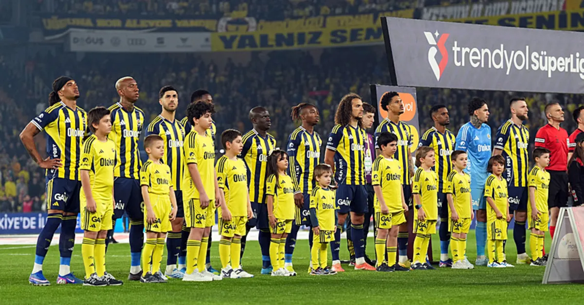 Süper Lig 29. hafta: Kayserispor - Fenerbahçe maçının 11'leri, hakem ve yayın bilgileri