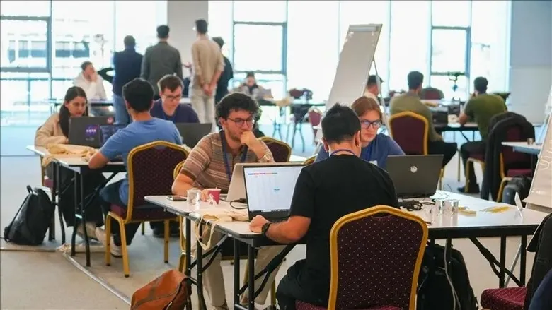 universitelerde-16-yeni-bolum-mujdesi-gelecegin-meslekleri-icin-yeni-bolumler-aciliyor-1782915332479.jpeg