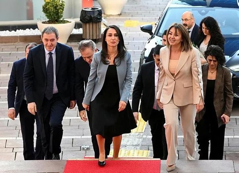 Özgür Özel’in skandallarla dolu karnesi! 4 ayda Kılıçdaroğlu’nu geride bıraktı